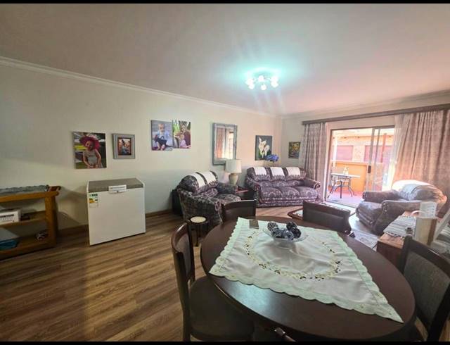 2 BEDROOM APARTMENT FOR SALE IN NORTON'S HOME ESTATE